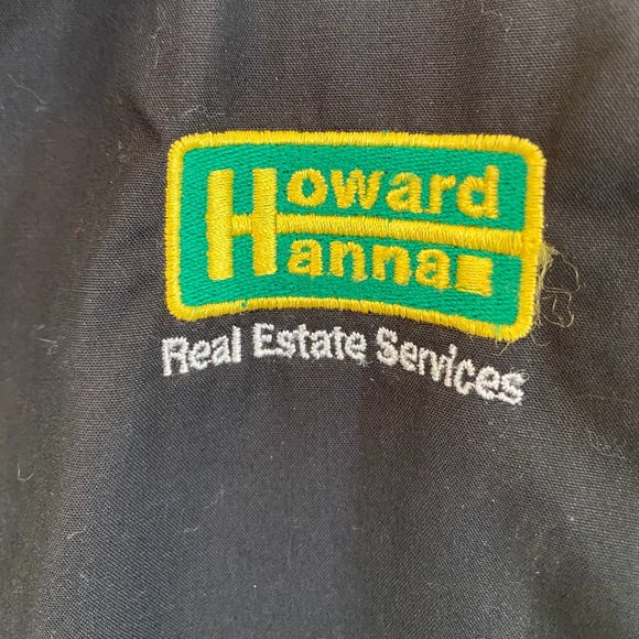 SOLD Howard Hanna Hooded Black Sleeveless Vest NWOT - Picture 4 of 9